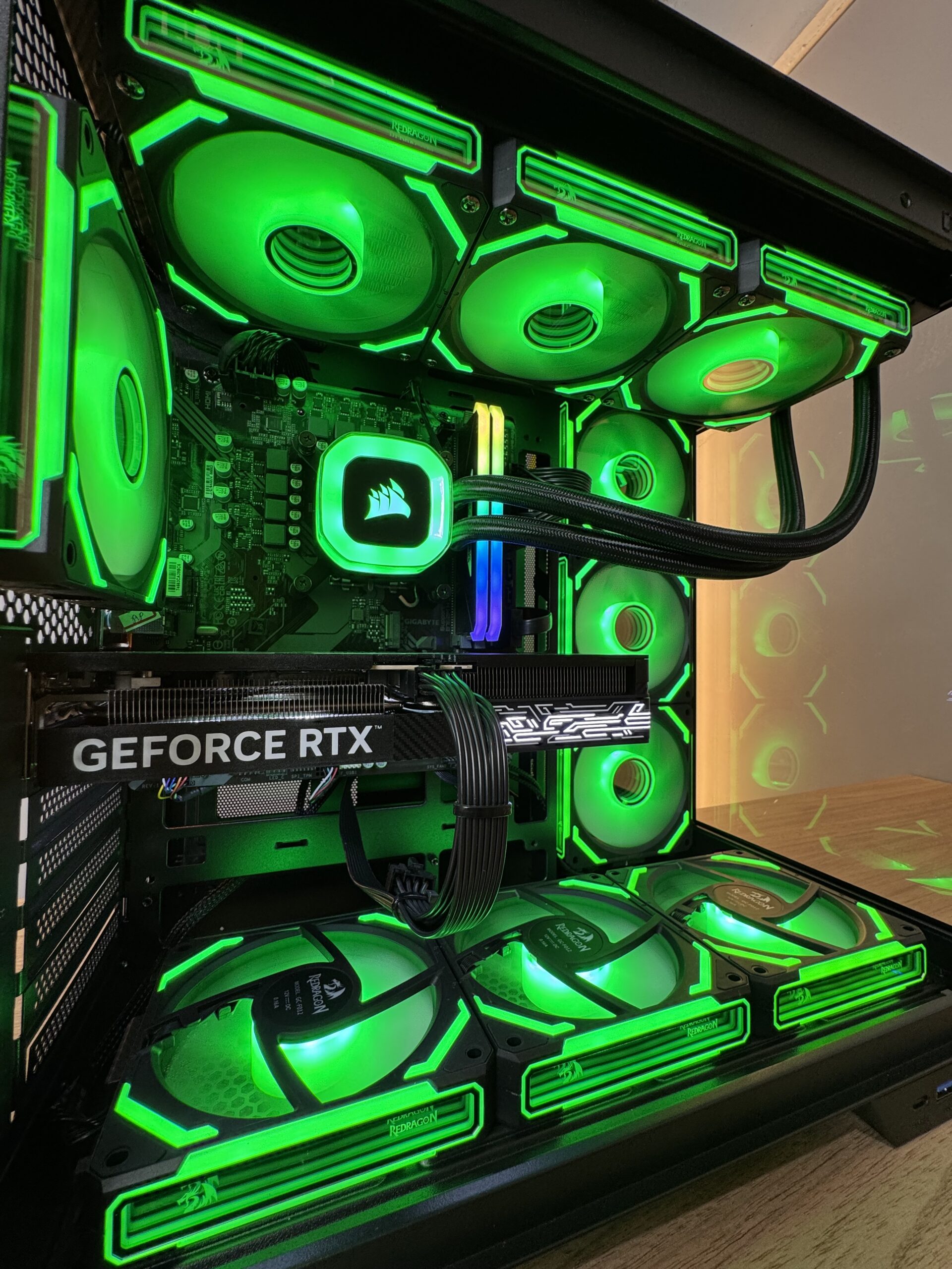 PC Gamer Intel Core i7 13700KF + RTX 5060TI 8GB - Imagem 3