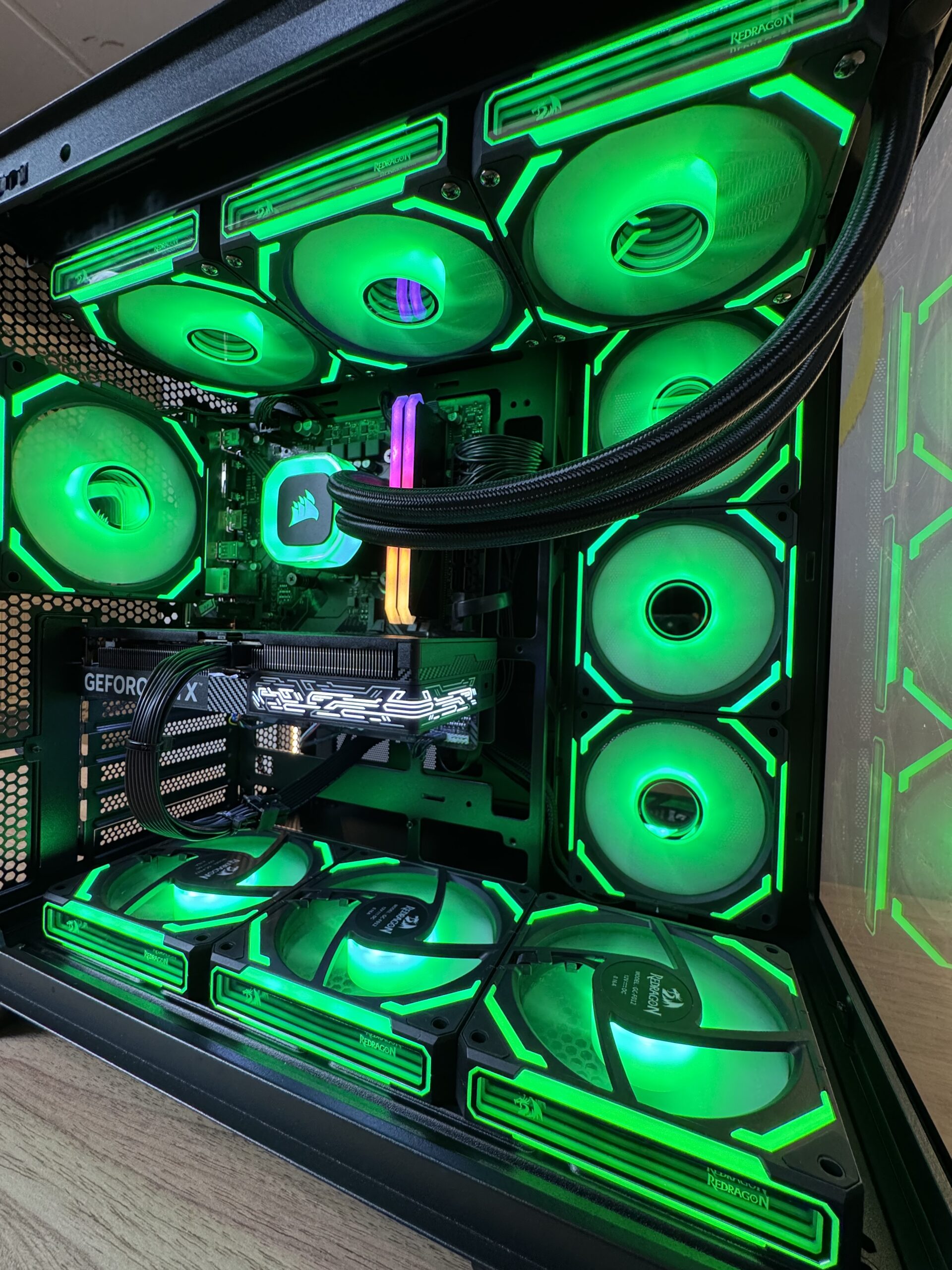 PC Gamer Intel Core i7 13700KF + RTX 5060TI 8GB - Imagem 2