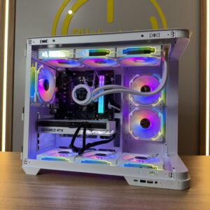 PC Gamer Ryzen 5 9600X + RTX 5070 12GB