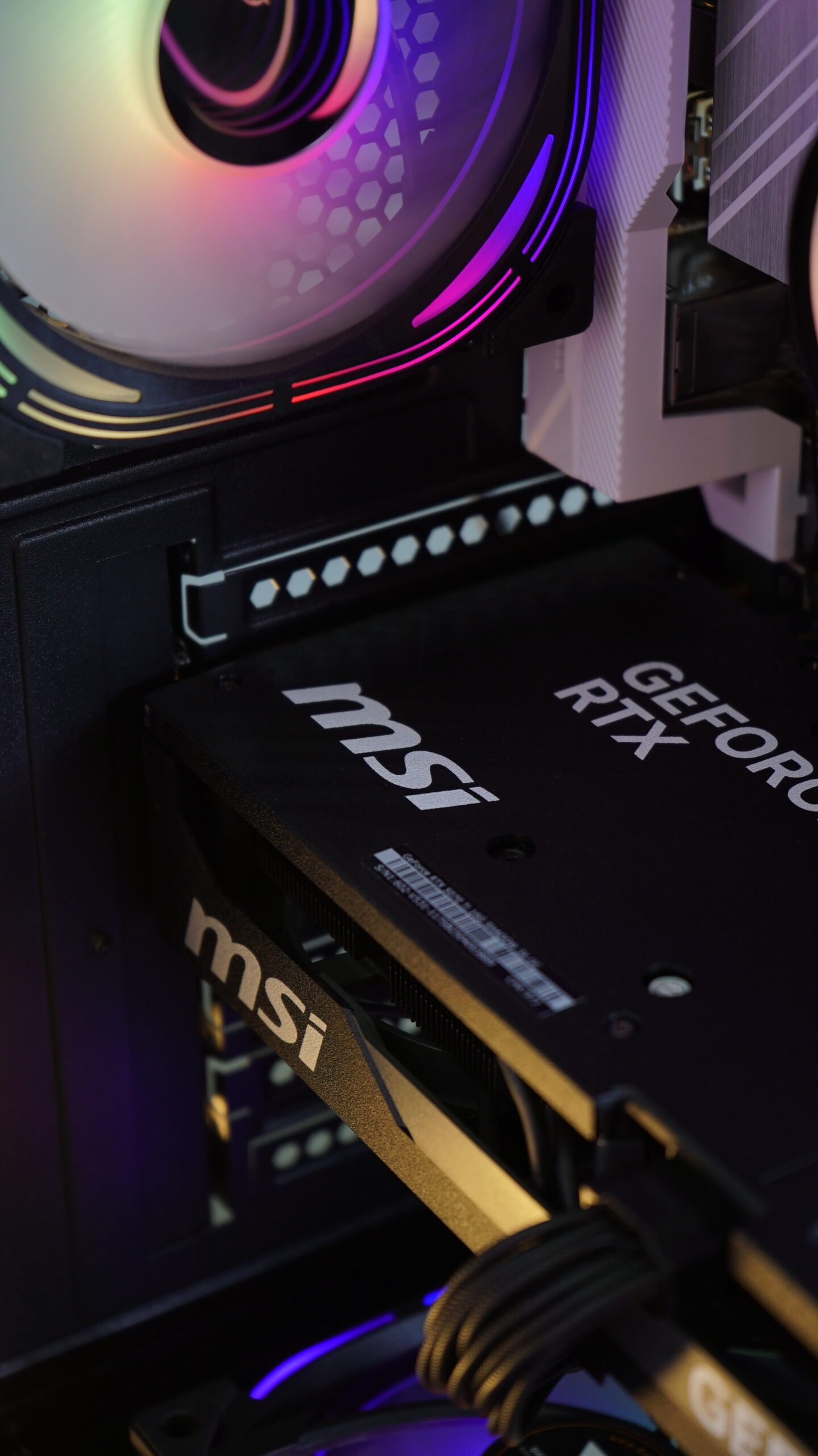 PC Gamer AMD Ryzen 7 9800X3D | MSI RTX 5070 Ti 16GB | 32GB DDR5 6000MHz | SSD 1TB NVMe - Imagem 4