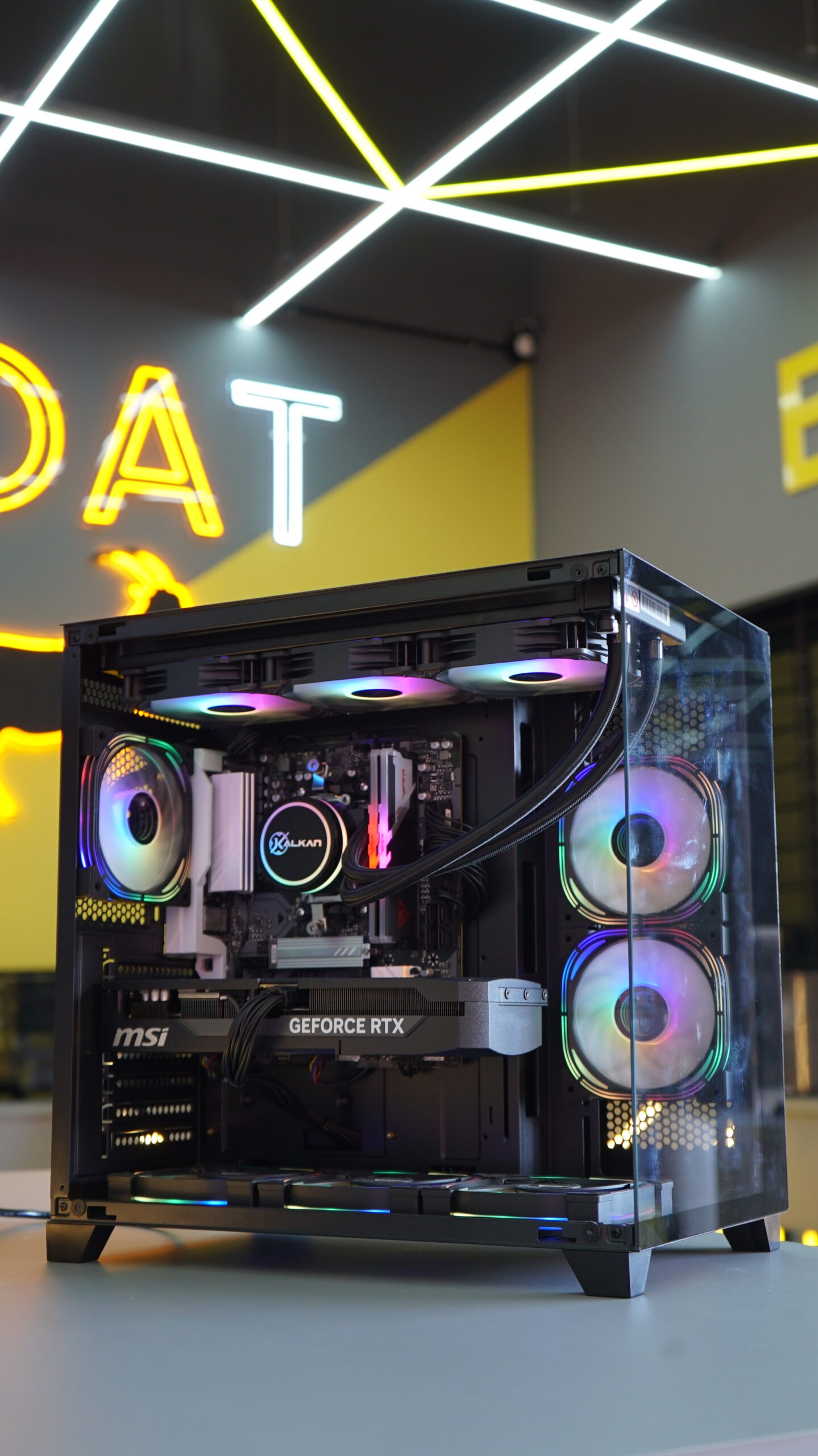 PC Gamer AMD Ryzen 7 9800X3D | MSI RTX 5070 Ti 16GB | 32GB DDR5 6000MHz | SSD 1TB NVMe